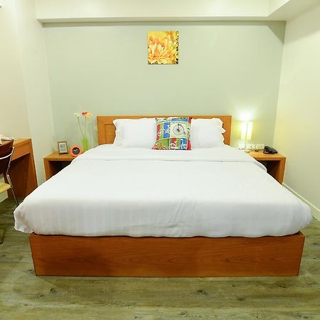 Aparthotel Bj Boutique Rayong Esterno foto